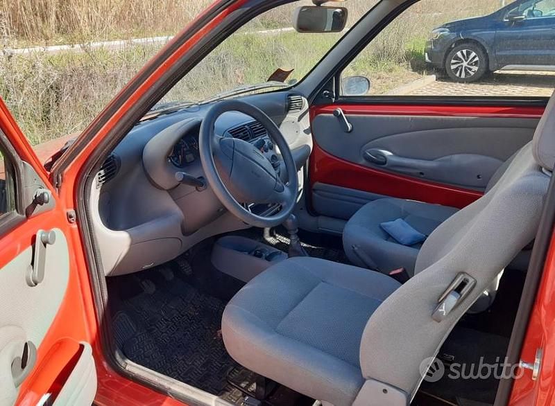 Usata Fiat Seicento 54 CV (39 kW) 2004 Rosso Utilitaria