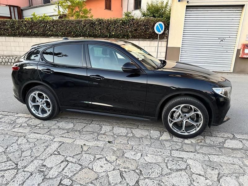 Usata Alfa Romeo Stelvio 200 CV (147 kW) 2019 SUV
