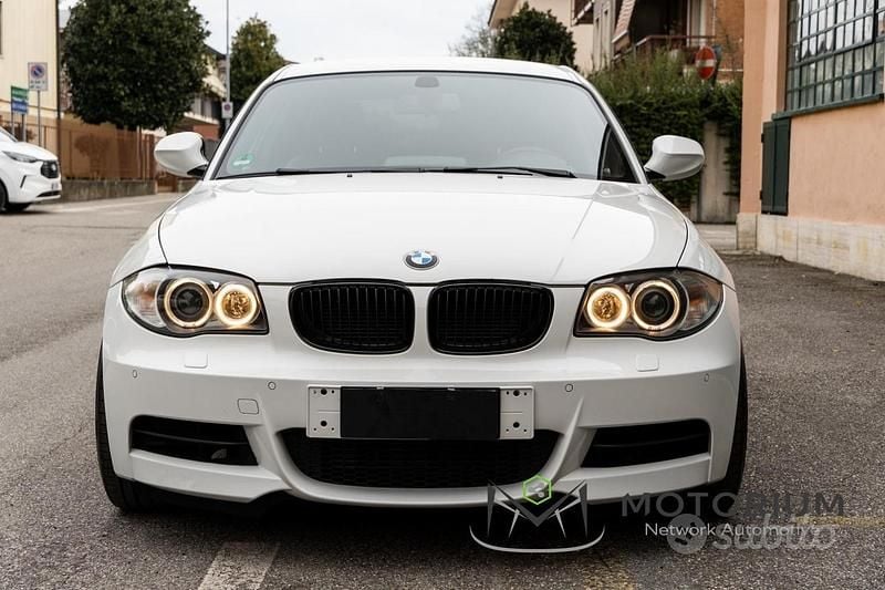 Usata BMW 135 Coupé M Sport 306 CV (225 kW) 2010 Bianco Coupé
