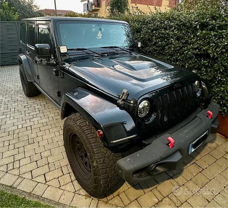 Usata Jeep Wrangler 200 CV (147 kW) 2015 Nero SUV