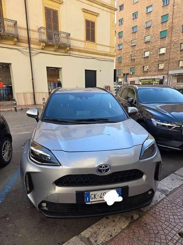 Usata Toyota Yaris Cross Trend 92 CV (67 kW) 2023 SUV
