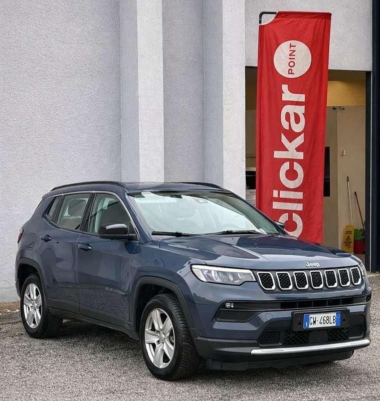 Usata Jeep Compass Altitude 131 CV (96 kW) 2024 Grigio petrolio SUV