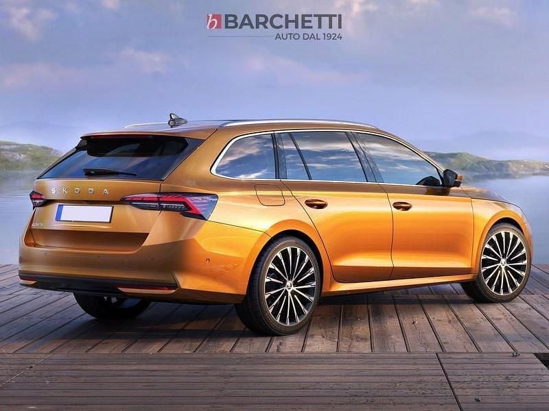 Nuova Skoda Octavia Selection 150 CV (110 kW) 2025 Argento Station wagon