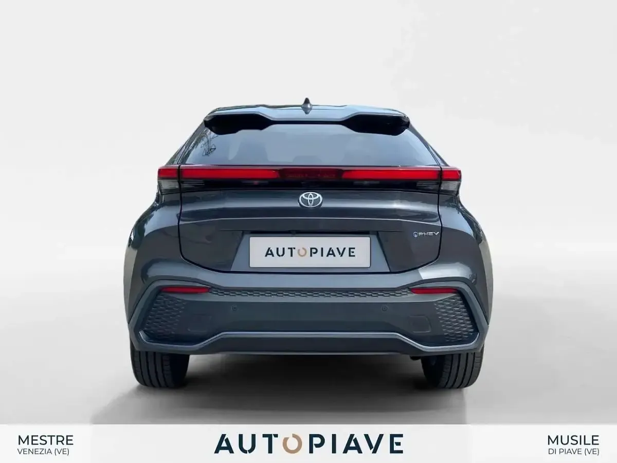Usata Toyota C-HR Trend 223 CV (164 kW) 2025 Grigio SUV
