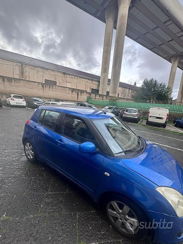 Usata Suzuki Swift 92 CV (67 kW) 2008 Blu Berlina
