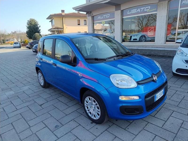 Nuova Fiat Panda Icon 65 CV (47 kW) 2026 Blu italia Utilitaria
