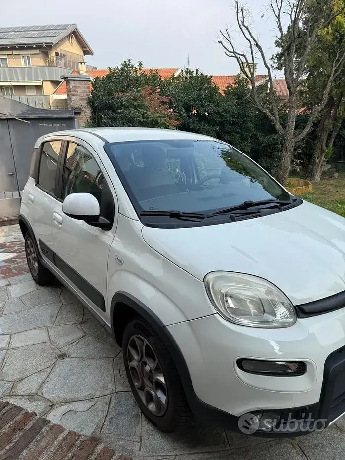 Usata Fiat Panda 4x4 85 CV (62 kW) 2013 Utilitaria