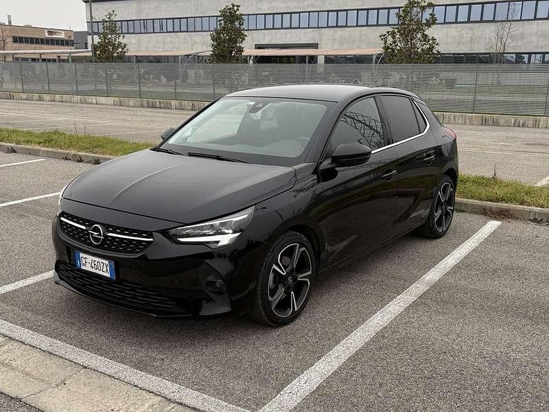 Usata Opel Corsa Elegance 101 CV (74 kW) 2021 Utilitaria