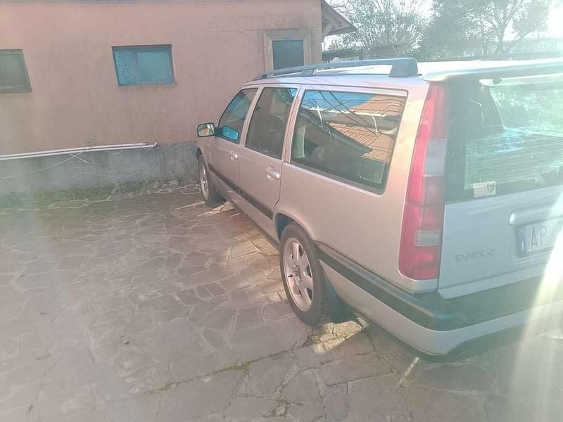 Usata Volvo V70 226 CV (166 kW) 1998 Argento Station wagon