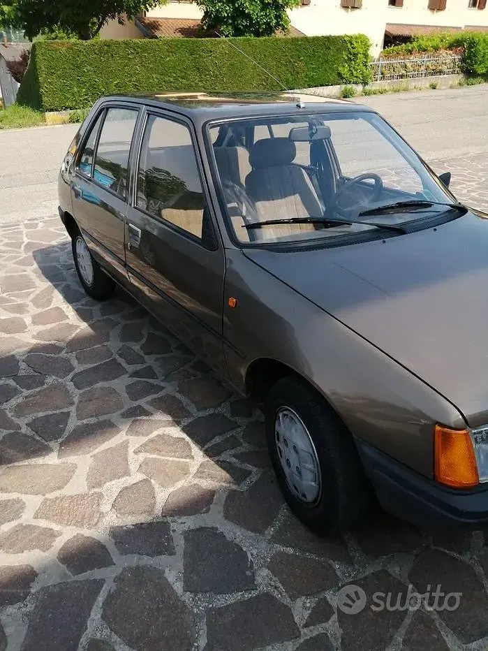 Usata Peugeot 205 49 CV (36 kW) 1984 Bronzo Utilitaria