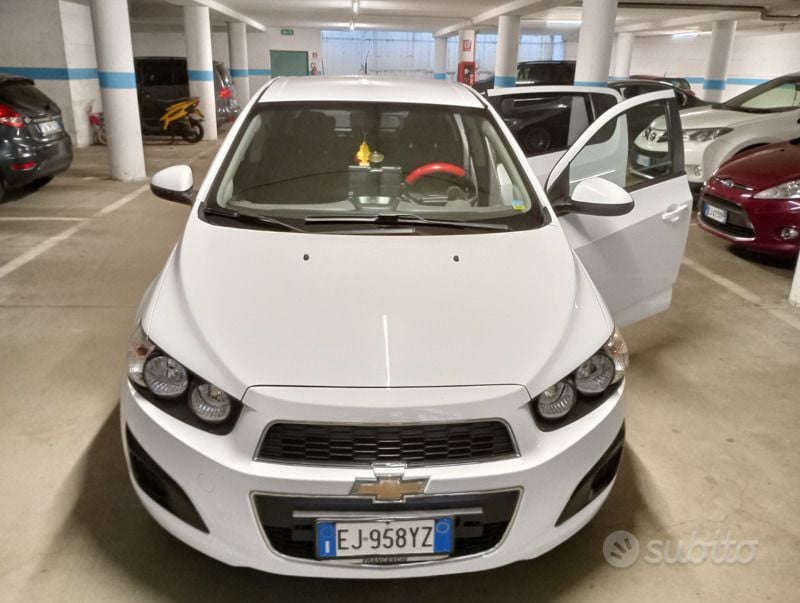 Usata Chevrolet Aveo 70 CV (51 kW) 2011 Berlina