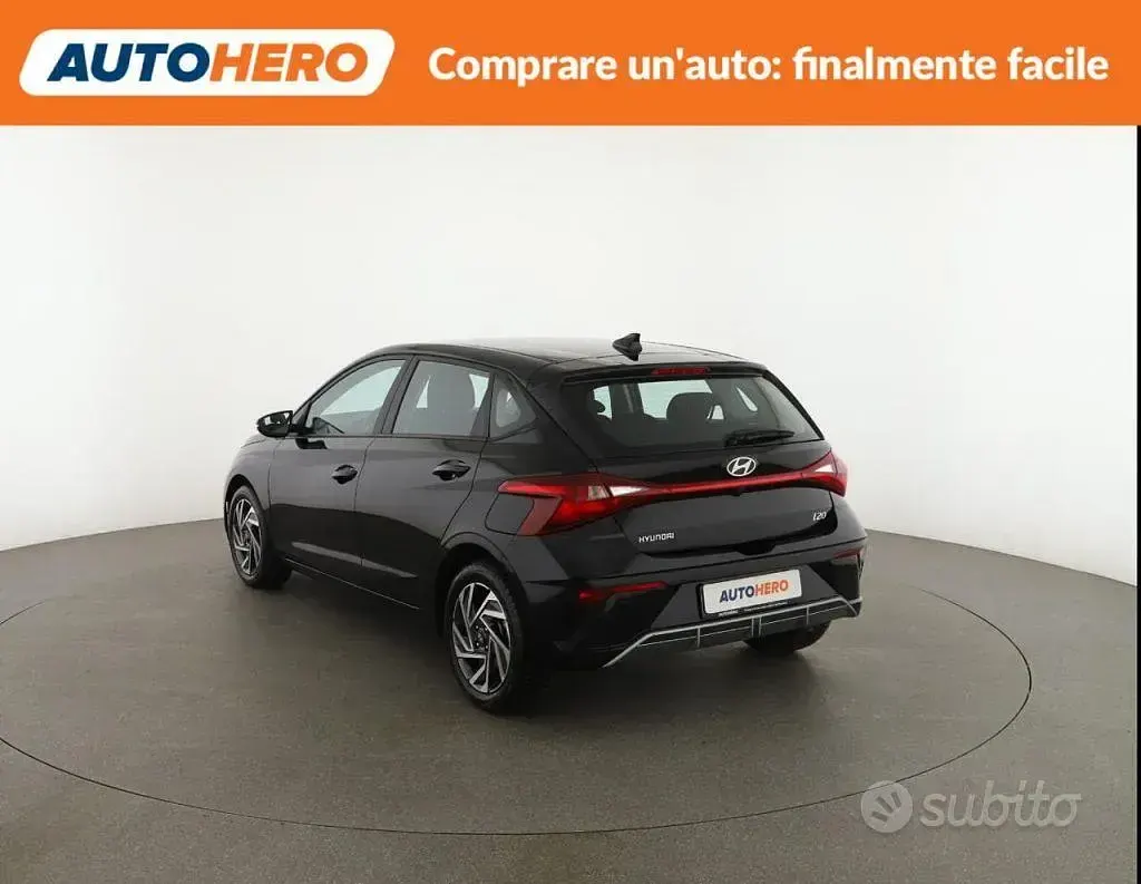 Usata Hyundai i20 101 CV (74 kW) 2024 Nero Utilitaria