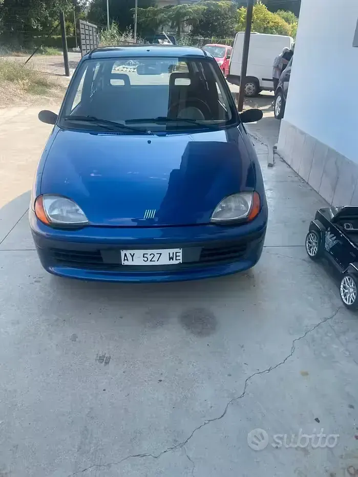 Usata Fiat 600 54 CV (39 kW) 1998 Bluazzurro Berlina