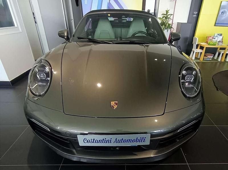 Usata Porsche 911 Carrera S Cabriolet 450 CV (330 kW) 2019 Verde aventurine metallizzato Cabrio
