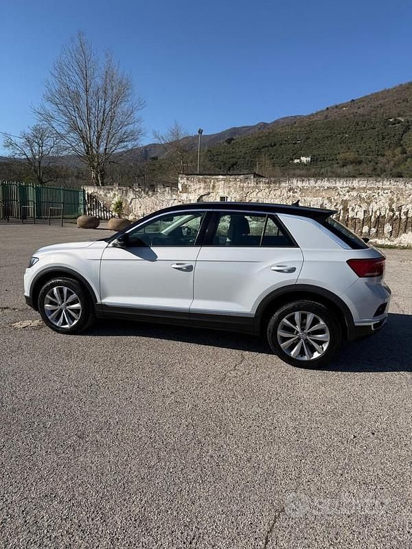 Usata VW T-Roc Style 150 CV (110 kW) 2020 Bianco SUV
