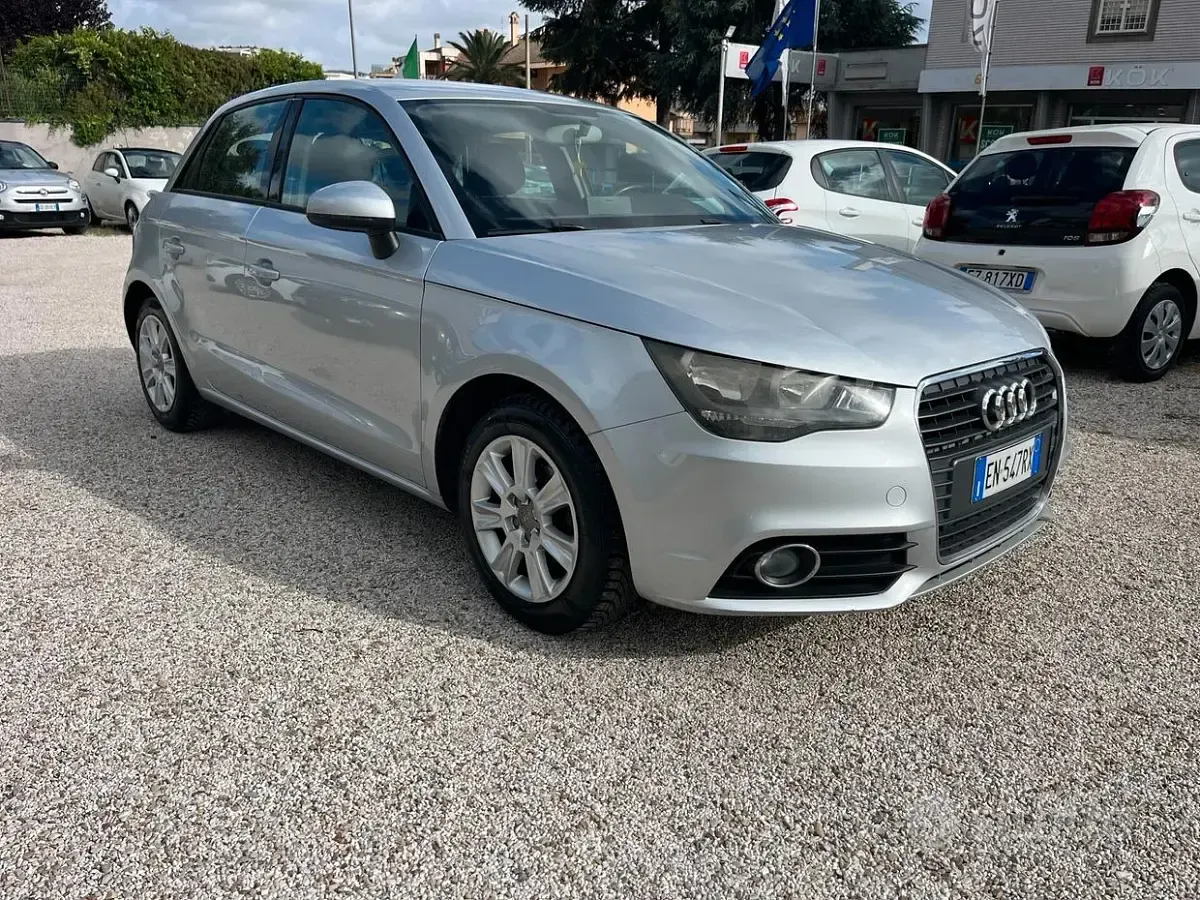 Usata Audi A1 Ambition 90 CV (66 kW) 2012 Grigio Utilitaria