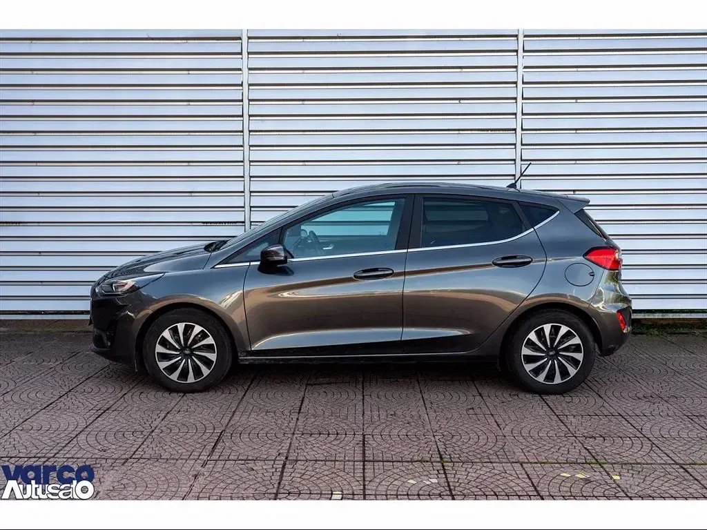 Gebraucht Ford Fiesta Titanium 125 PS (91 kW) 2024 Grau Limousine