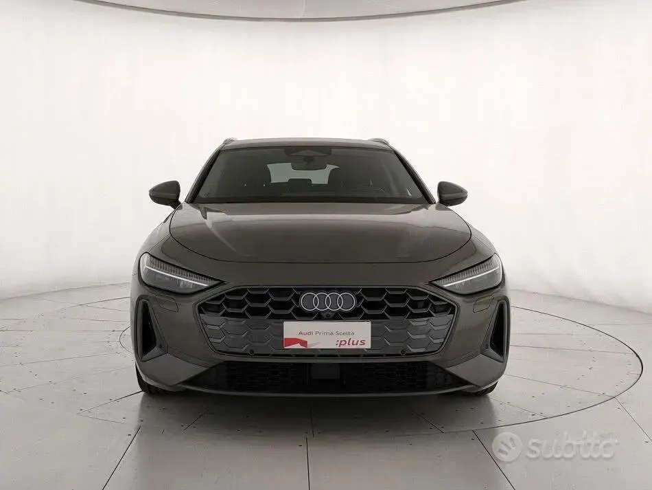Usata Audi A5 Advanced Plus 204 CV (150 kW) 2025 Grigio Station wagon