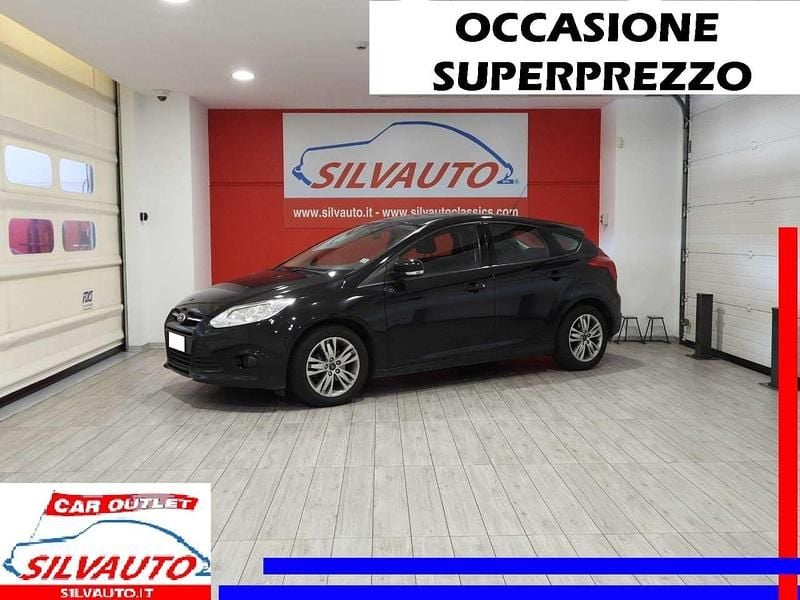 Nero Usata 2013 Ford Focus Tre volumi | 4250 € (Super prezzo) - Immagine 1/4