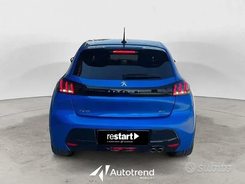 Usata Peugeot 208 GT 131 CV (96 kW) 2022 Blu Utilitaria