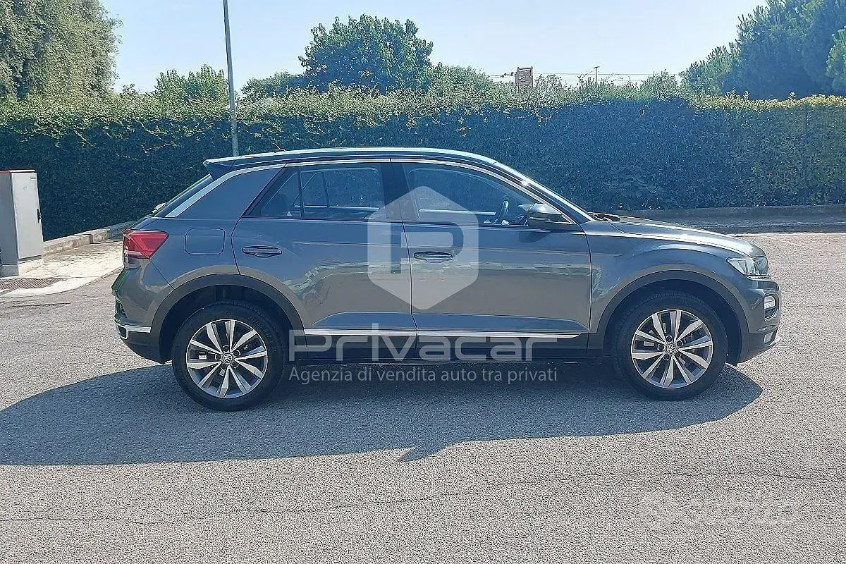 Usata VW T-Roc Style 116 CV (85 kW) 2019 Grigio SUV