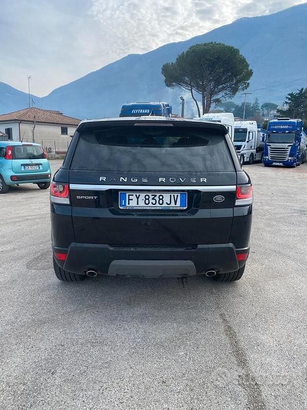 Second-hand Land Rover Range Rover Sport HSE 249 CP (183 kW) 2018 Negru SUV