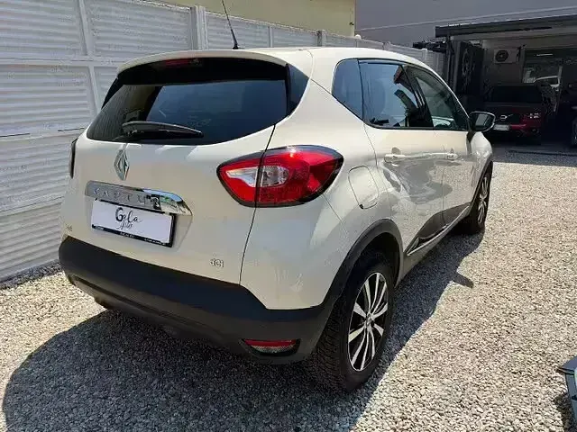 Usata Renault Captur 90 CV (66 kW) 2013 Beige SUV