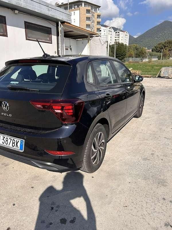 Usata 2022 VW Polo Tre volumi | 16.000 € (Buon prezzo) - Immagine 1/4