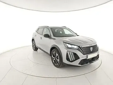Usata Peugeot 2008 Allure 101 CV (74 kW) 2024 SUV