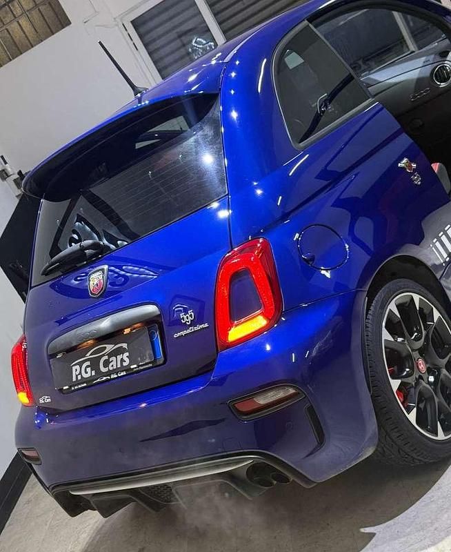 Usata Abarth 595 Competizione 179 CV (131 kW) 2018 Blu/azzurro Utilitaria