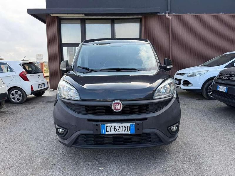 Usata Fiat Doblò Emotion 90 CV (66 kW) 2015 Nero Monovolume