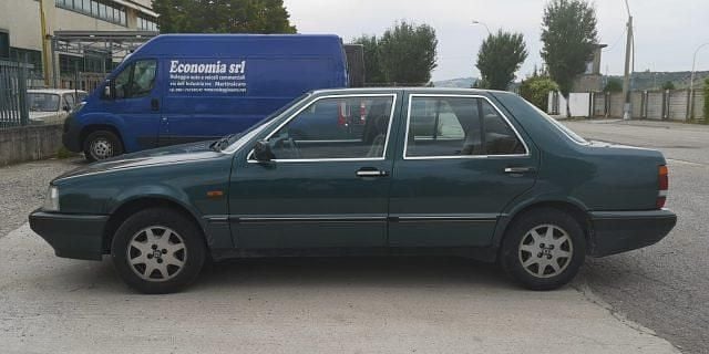 Usata Lancia Thema 181 CV (133 kW) 1988 Grigio Berlina