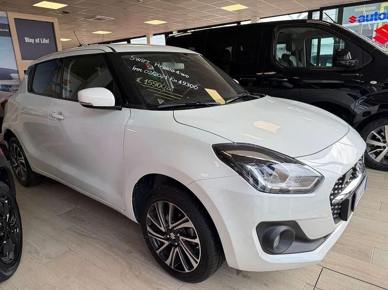 Usata Suzuki Swift 83 CV (61 kW) 2021 Bianco Utilitaria