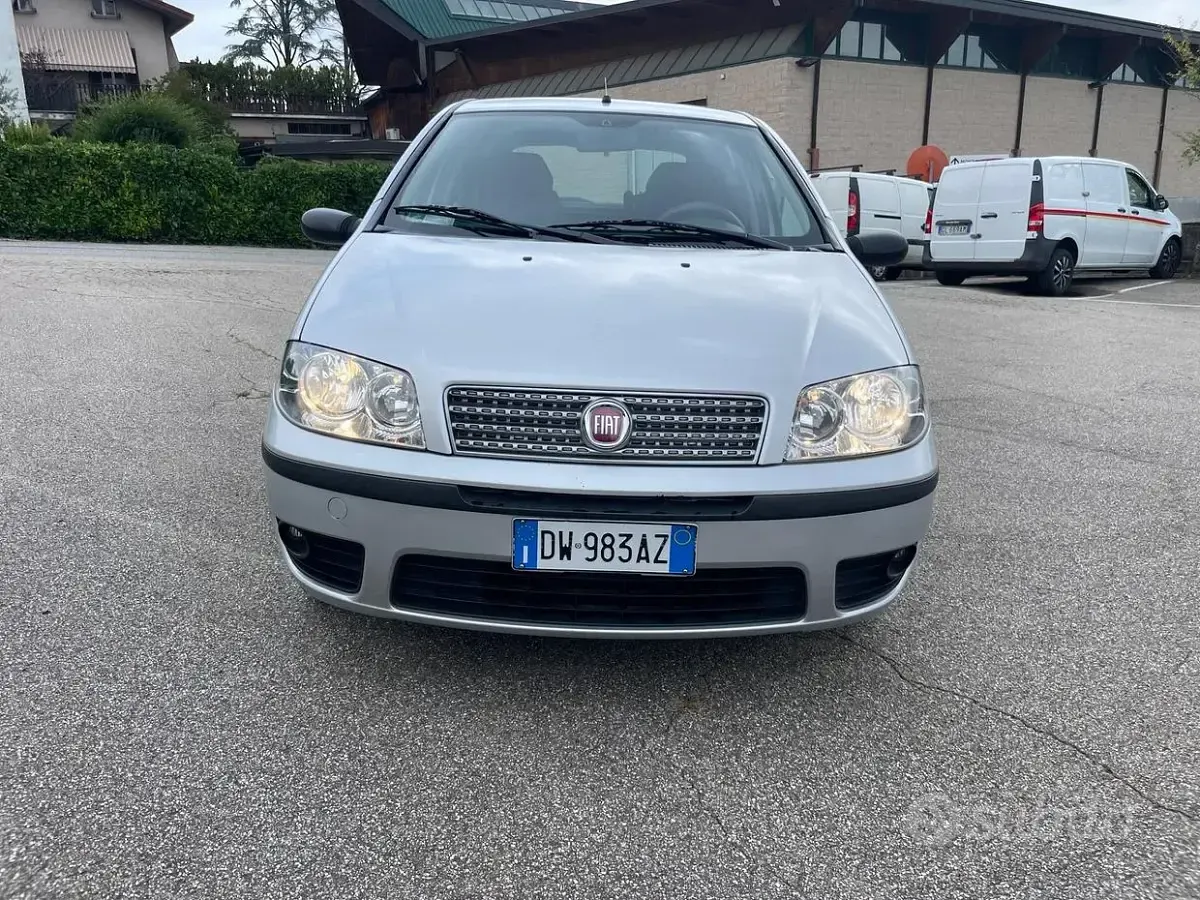 Usata Fiat Punto Classica 60 CV (44 kW) 2009 Utilitaria