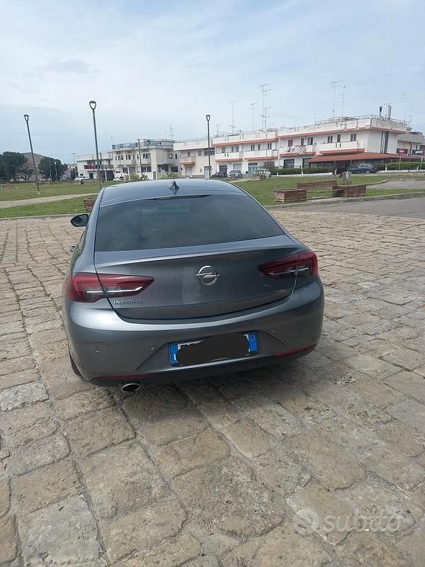 Usata Opel Insignia Innovation 2018 Grigio Berlina