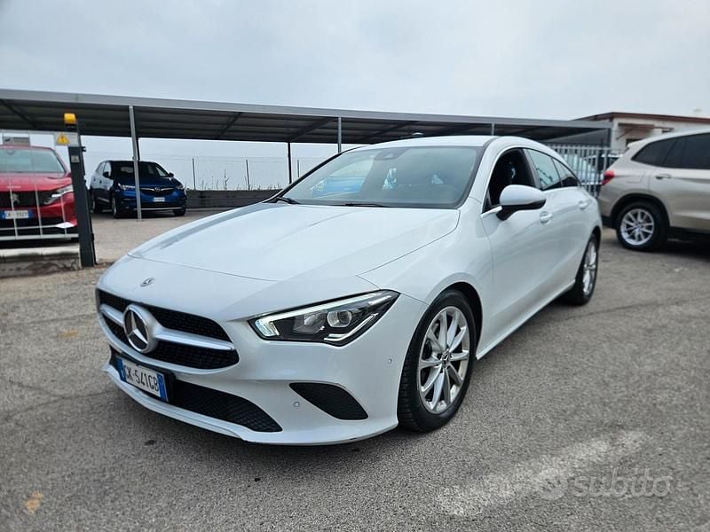 Usata Mercedes CLA200 Shooting Brake Executive 149 CV (109 kW) 2022 Bianco Station wagon