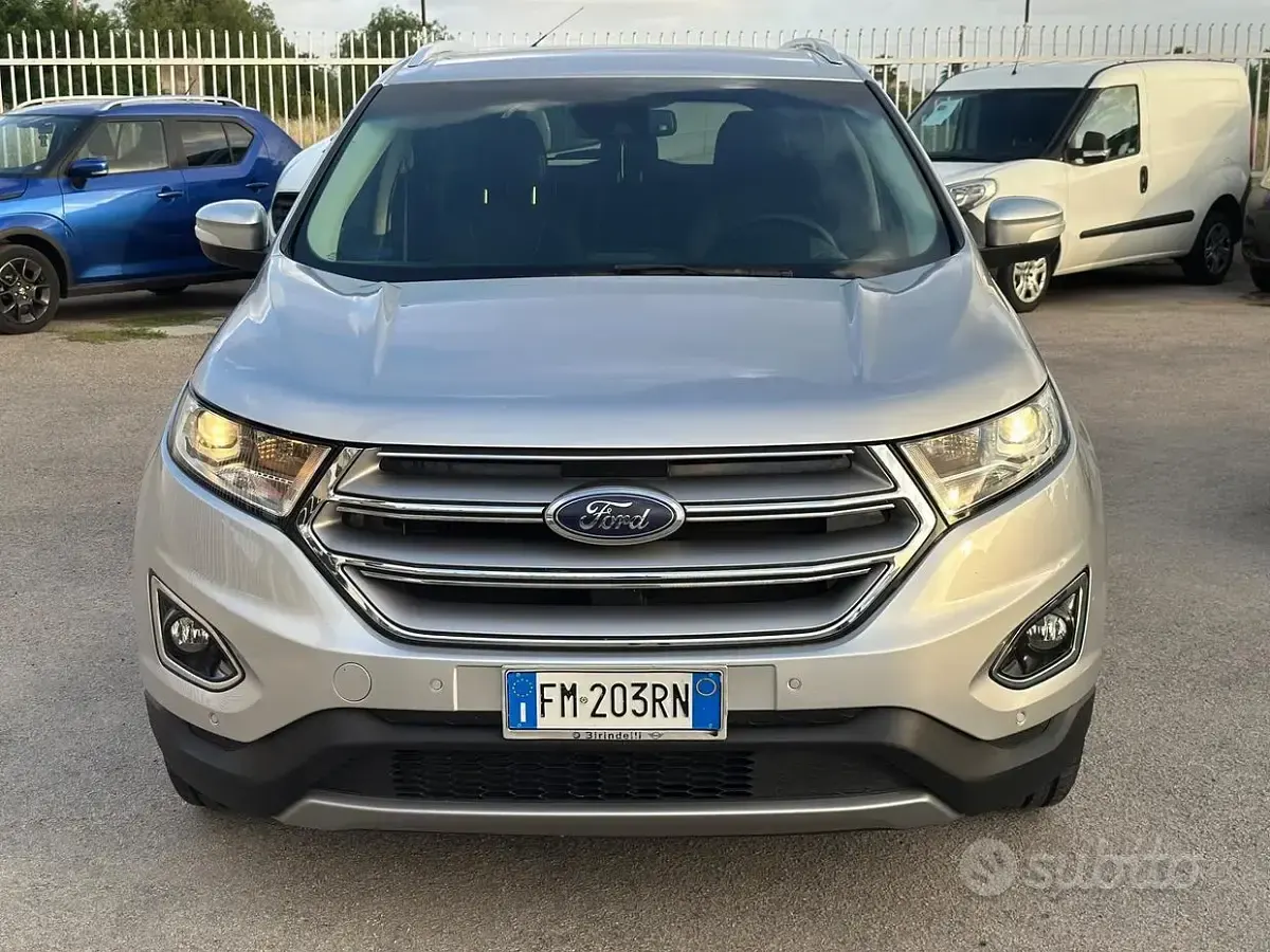 Usata Ford Edge Titanium 209 CV (153 kW) 2018 Grigio SUV