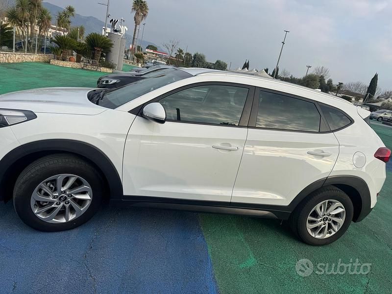 Usata Hyundai Tucson Xpossible 116 CV (85 kW) 2015 Bianco SUV