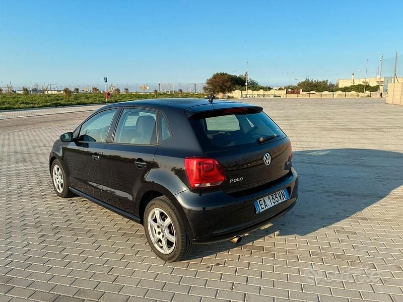 Usata VW Polo Comfortline 75 CV (55 kW) 2010 Nero Utilitaria