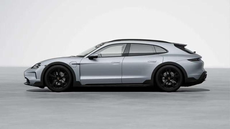 Usata Porsche Taycan Cross Turismo 319 kW (435 CV) 2025 Grigio Berlina