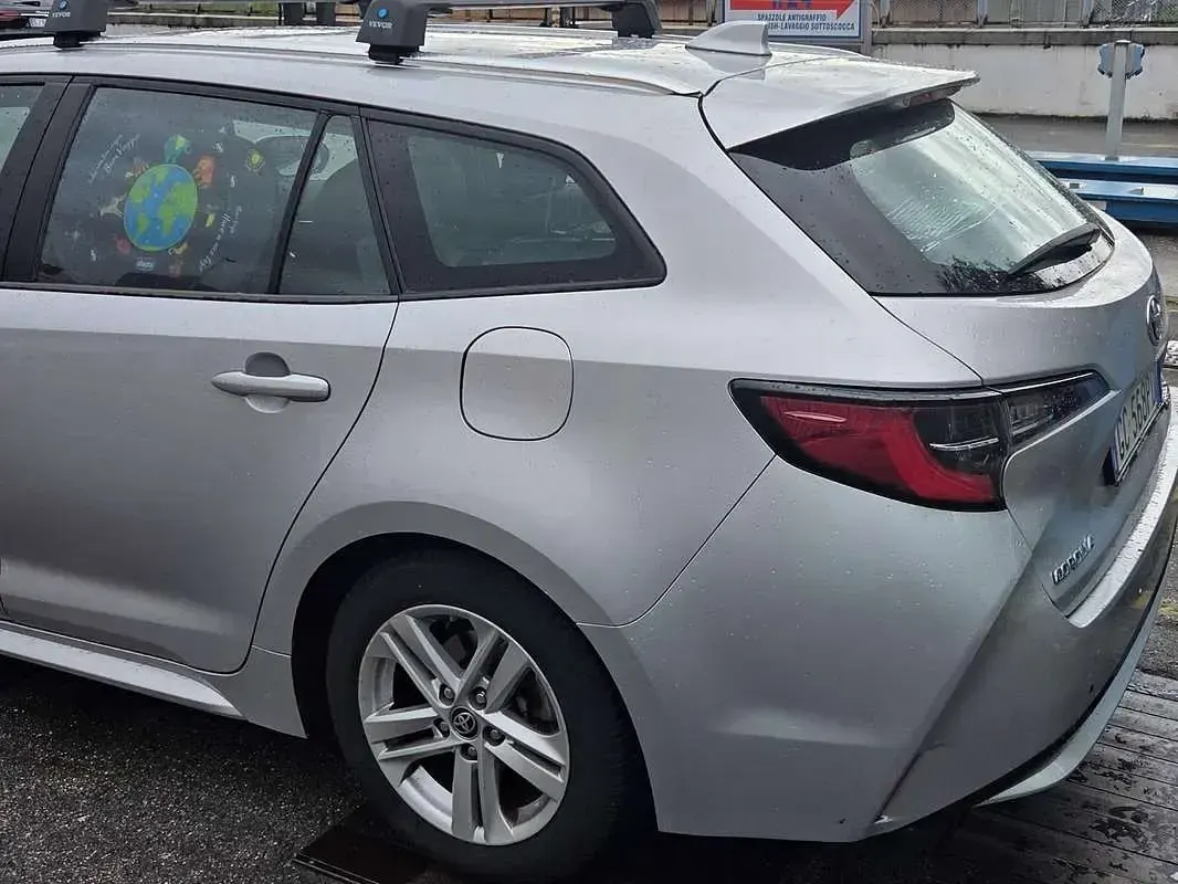 Usata Toyota Corolla Business Edition 98 CV (72 kW) 2020 Grigio Station wagon
