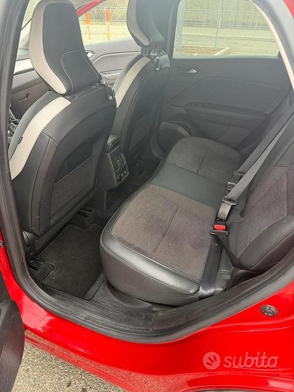 Usata Renault Captur Intens 91 CV (66 kW) 2021 Rosso SUV