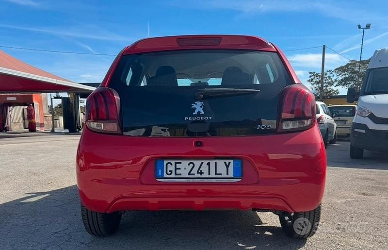 Usata Peugeot 108 Active 72 CV (52 kW) 2021 Rosso Utilitaria