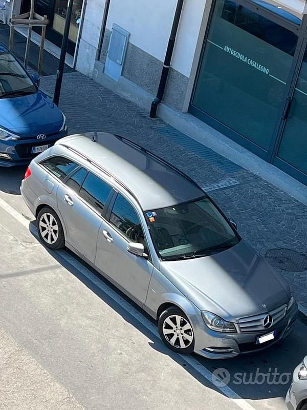 Usata Mercedes C200 136 CV (100 kW) 2011 Grigio Station wagon