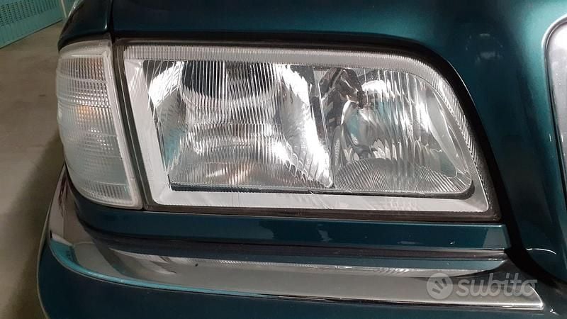 Usata Mercedes C180 Elegance 122 CV (89 kW) 2000 Verde Berlina