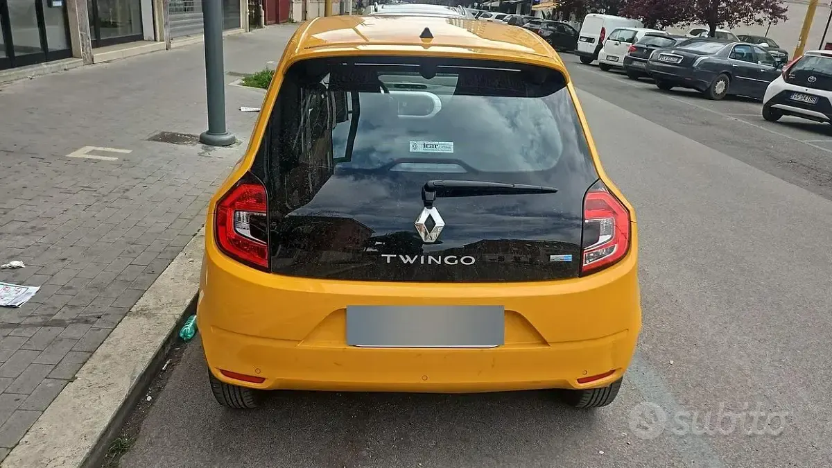 Usado Renault Twingo 30 kW (42 HP) 2022 Citadino