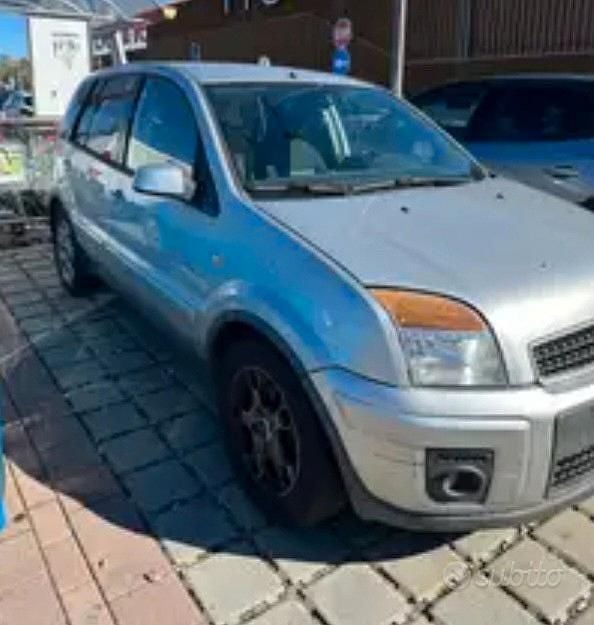 Usata Ford Fusion 2009 Grigio Berlina