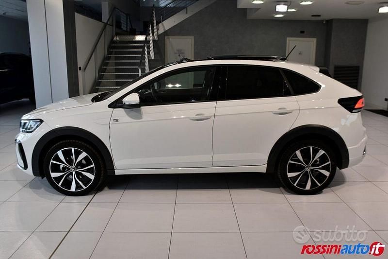 Begagnad VW Taigo R-line Plus 116 HK (85 kW) 2024 Vit SUV