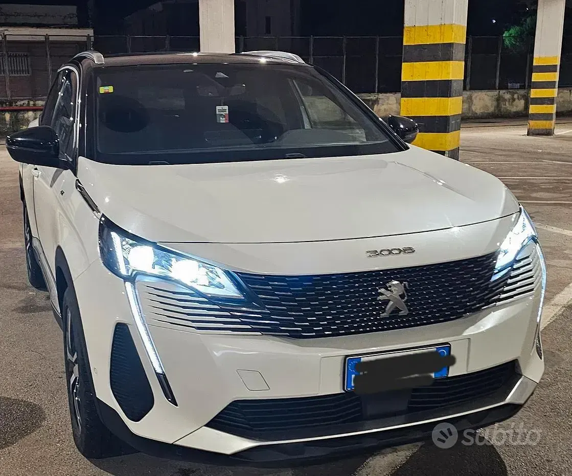 Usata Peugeot 3008 GTi 131 CV (96 kW) 2022 Bianco SUV