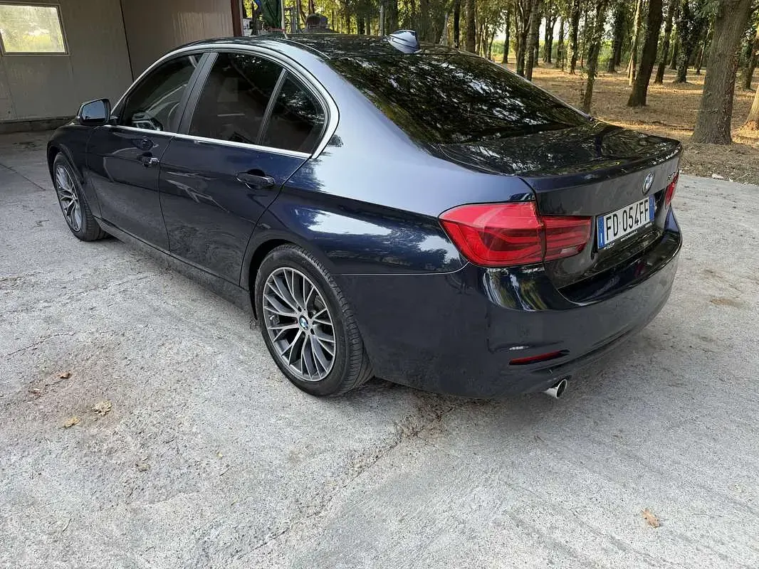 Usata BMW 318 150 CV (110 kW) 2016 Berlina